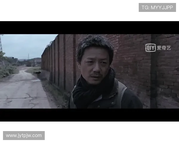 暴雪将至:一场关于人性与抉择的寒冬孤旅 暴雪将至:一场关于人性与抉择的寒冬孤旅